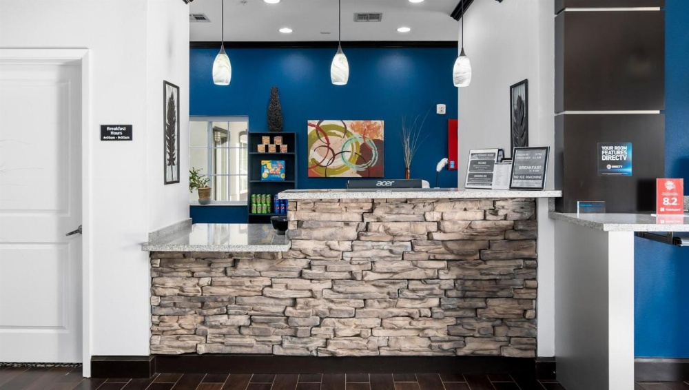 Belmont Inn and Suites Main image