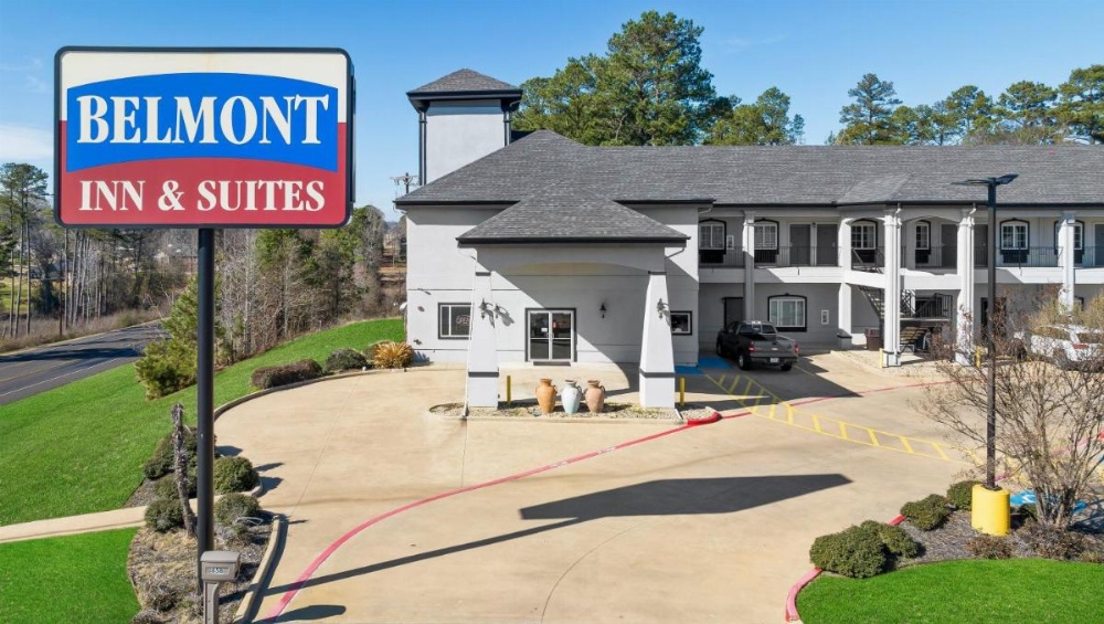 Belmont Inn and Suites Image 39